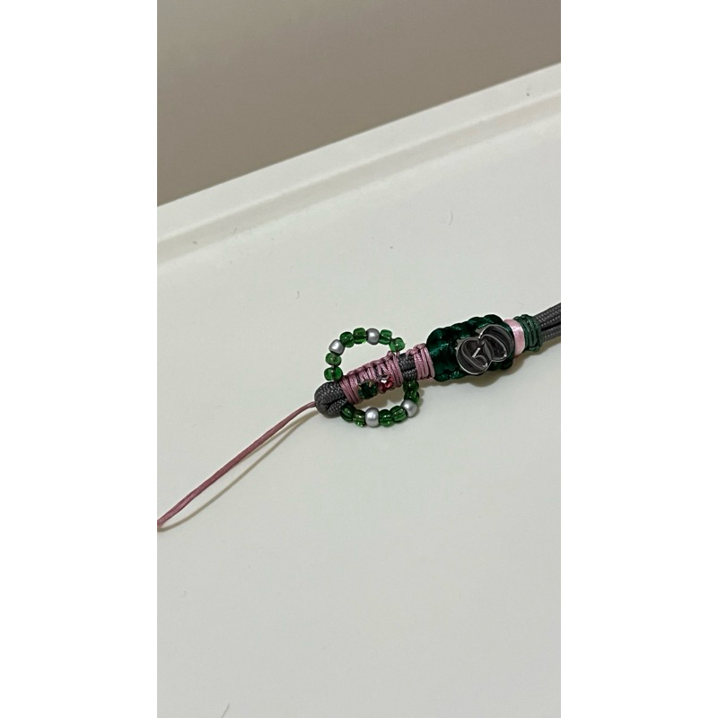yuri handstrap by BLOCA