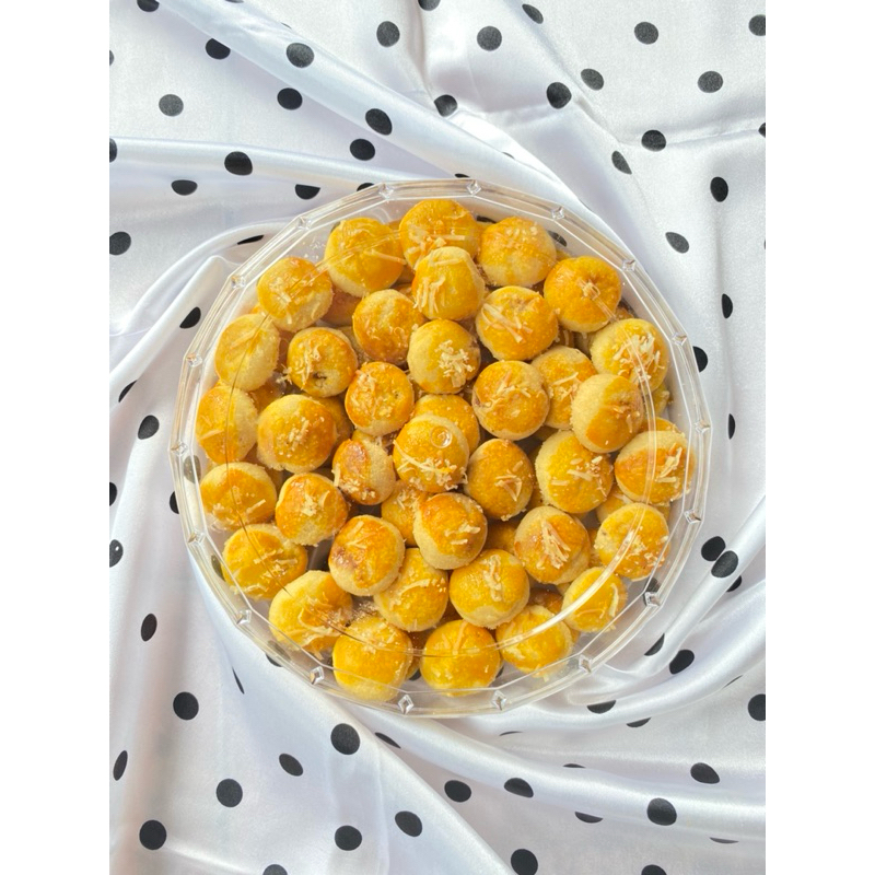 

TOPLES BESAR kue kering lebaran castengel, nastar, kue kacang, kacang coklat, kue ulat, selai merah, cookies good time