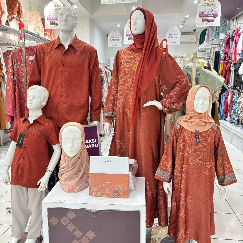 Elzatta Couple Keluarga Sarimbit Mewah Satin Marrakesh