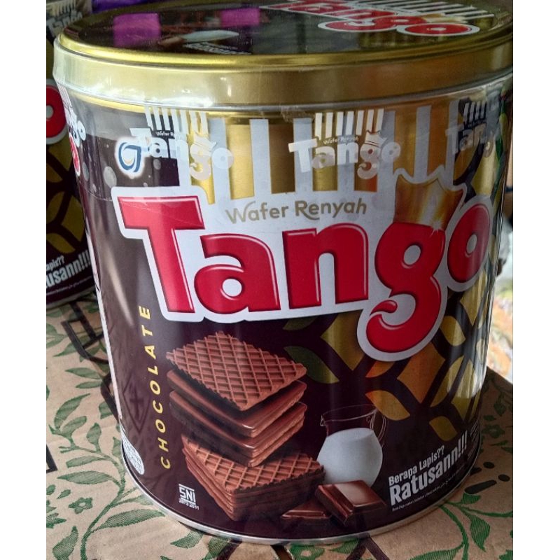 

Wafer Tango Kaleng