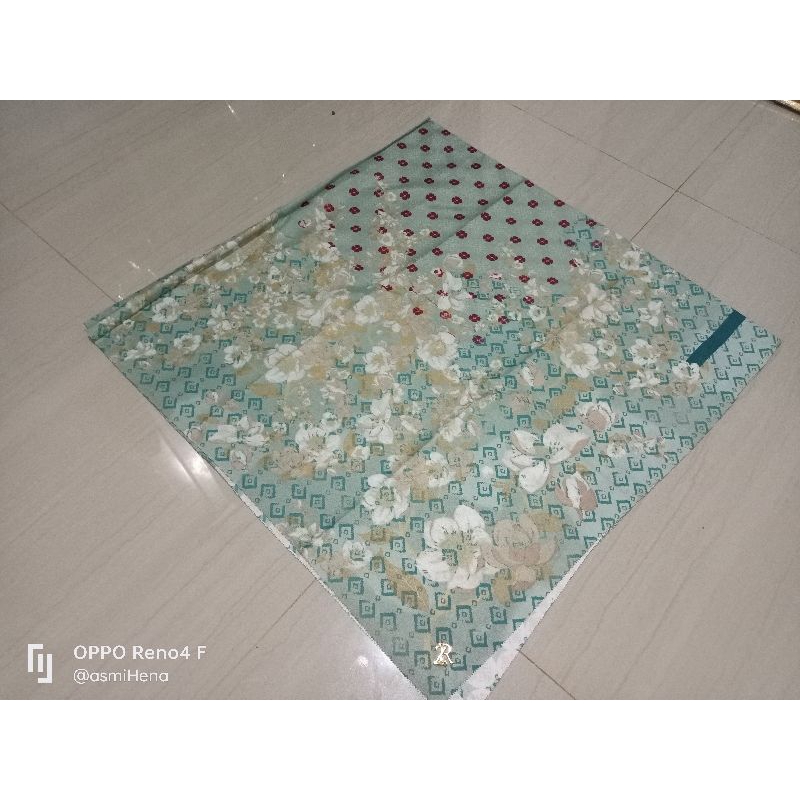 segiempat voal zaryta