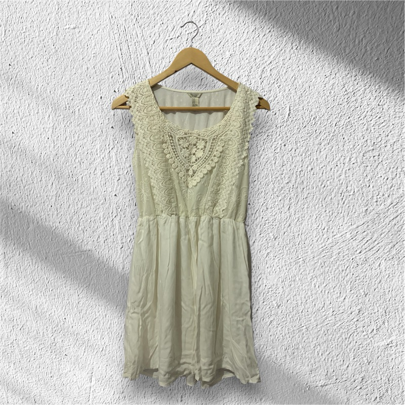 dress wanita / dress renda putih forever21 / dress pantai pl