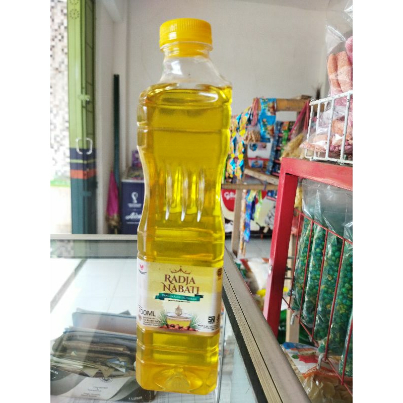 

Minyak Radja Nabati 700ML