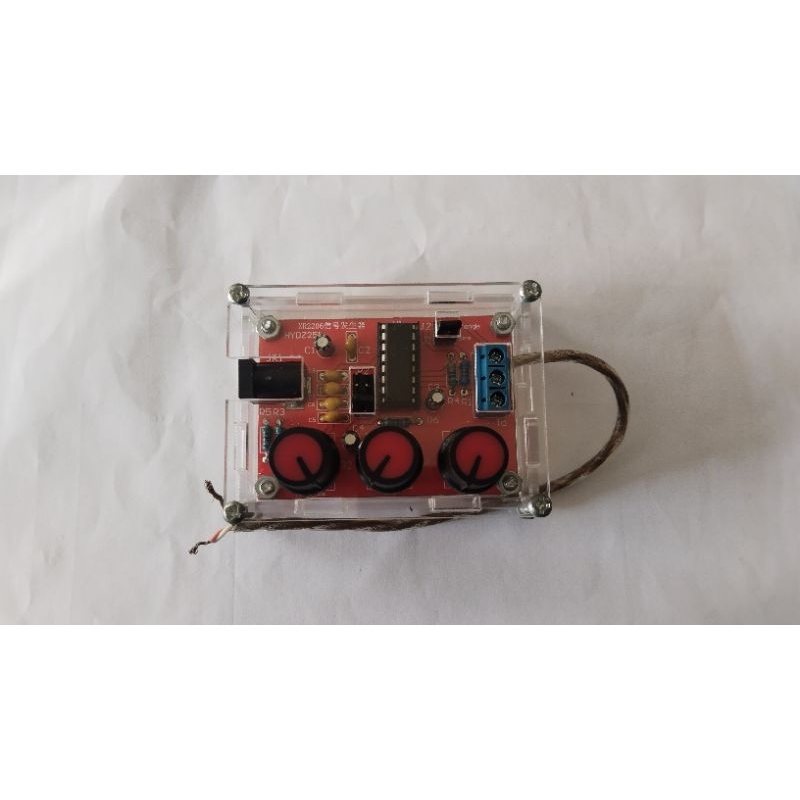 AUDIO FREKUENSI GENERATOR