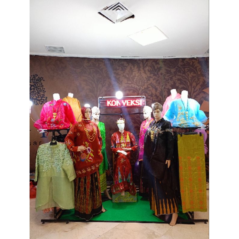 baju bodo dan sarung sutra bordir