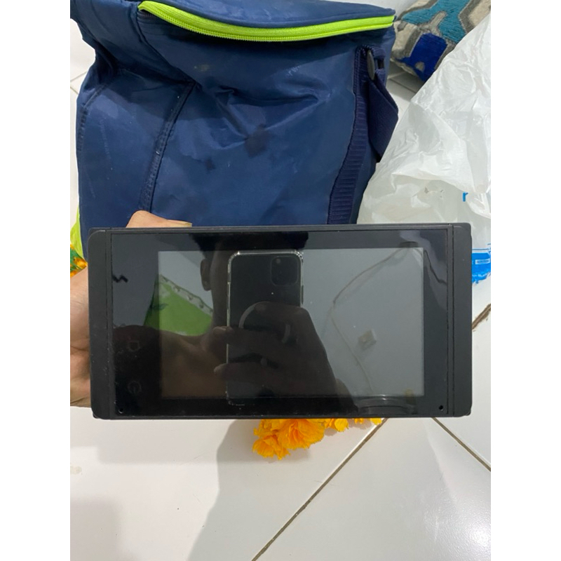 Head Unit Bawaan Pabrik Sigra Type R