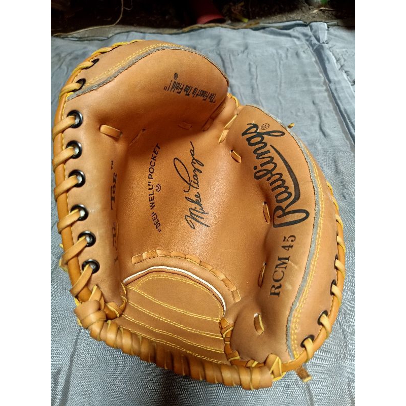 sarung tangan penangkap bola baseball