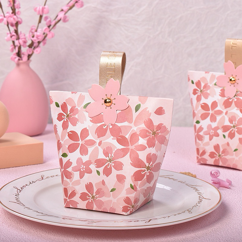 

Joyful Paperbag Tebal Premium Flower Souvenir Sangjit Bunga Love / Goodie Bag Wedding Shuangxi Phangteh / Paper bag Red Handuk Suvenir Pernikahan / Kotak Box Handuk Nikah / Candy Box Glitter / Wedding Gift Tea Pai Souvenir