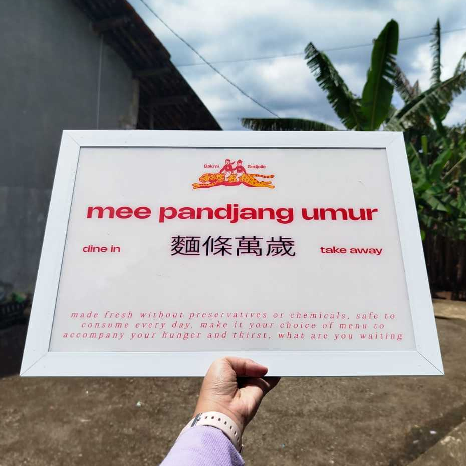 

Plang Acrylic /Papan Toko/Papan Kantor/Desa/Bidan/Sekolah dll,+ Lis alumunium siap pakai ( A 414 )