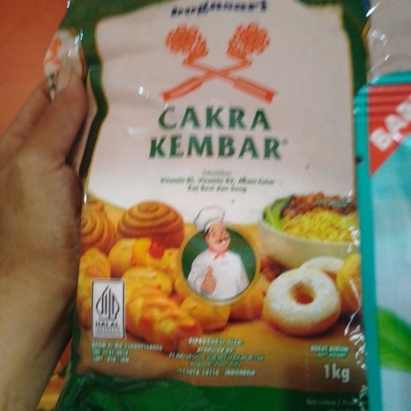 

tepung Cakra kembar