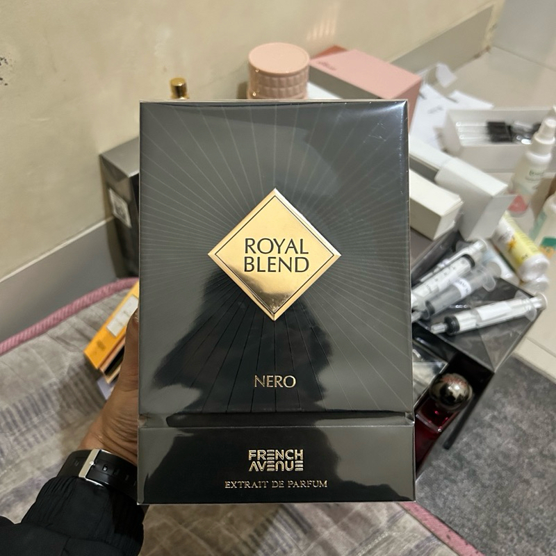 ROYAL BLEND NERO [SEGEL]