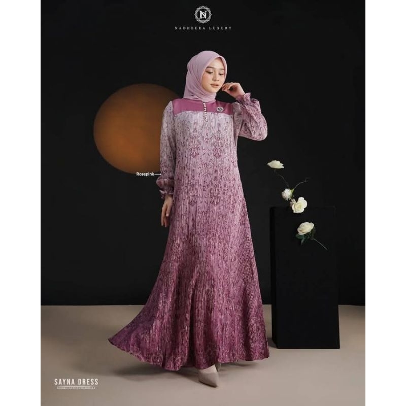 SAYNA DRESS BY Nadheera Luxury gamis dress muslim silkania pleated x Isabella premium busui wudhu fr