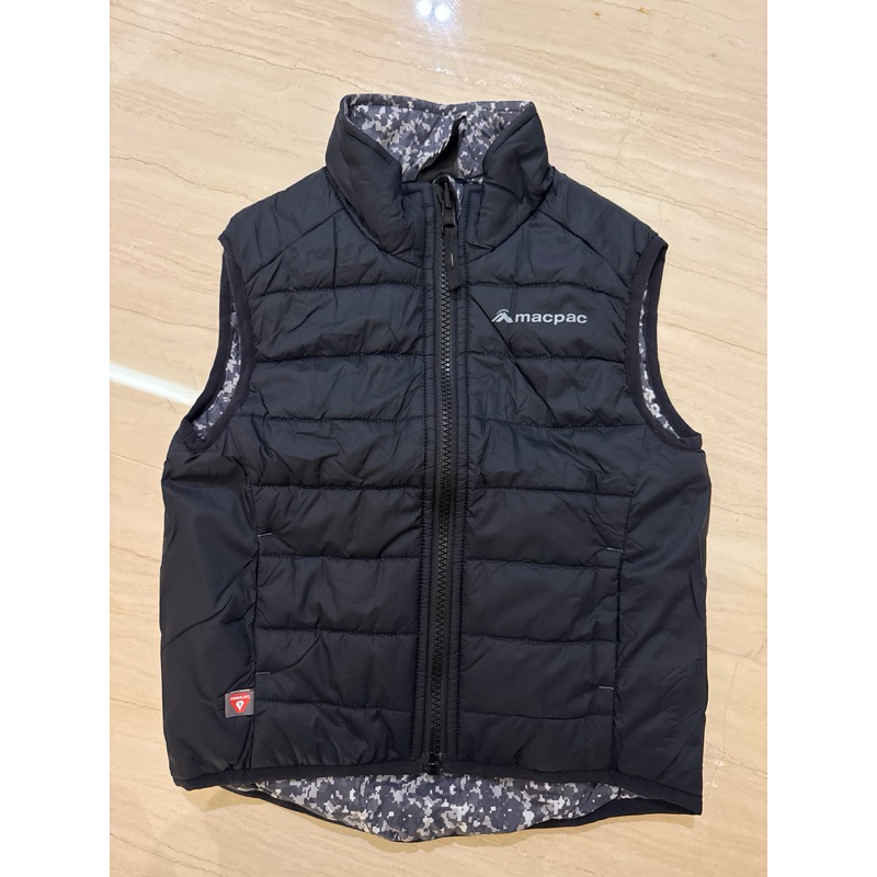 preloved puffer vest ultra light down vest kids macpac size 2 unisex to fit height 92 cm chest 56 cm