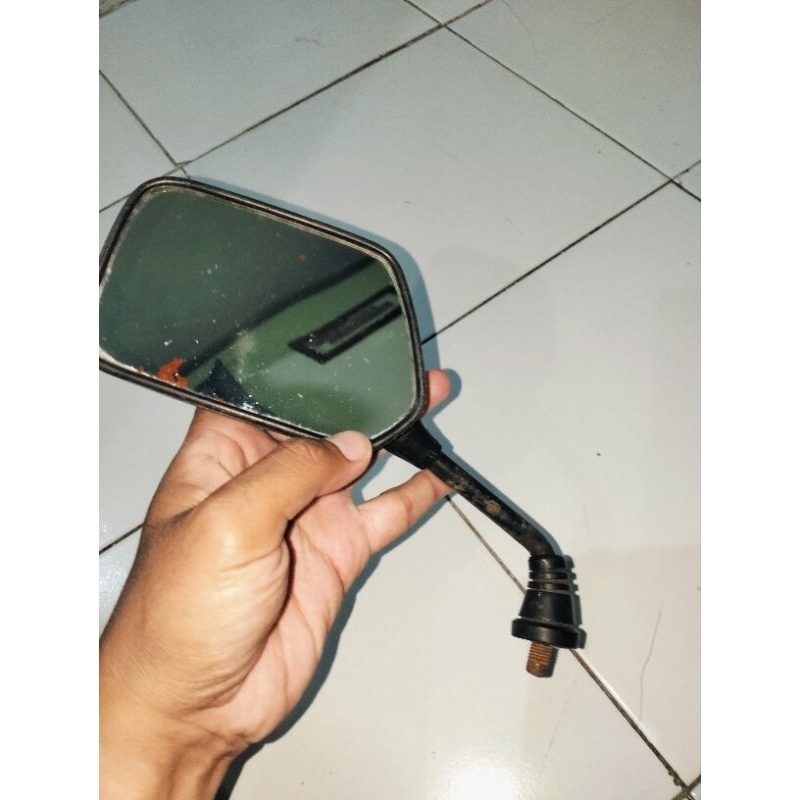 Spion kiri ori Honda Astrea prima copotan motor