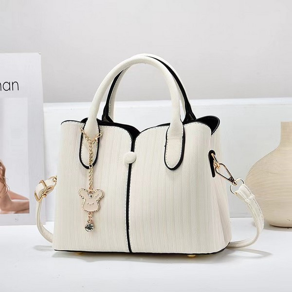 REJECT BEIGE = TERKELUPAS + NODA / REJECT BLACK = BULATAN TAS LECET 9325 TAS WANITA IMPORT TAS SELEM