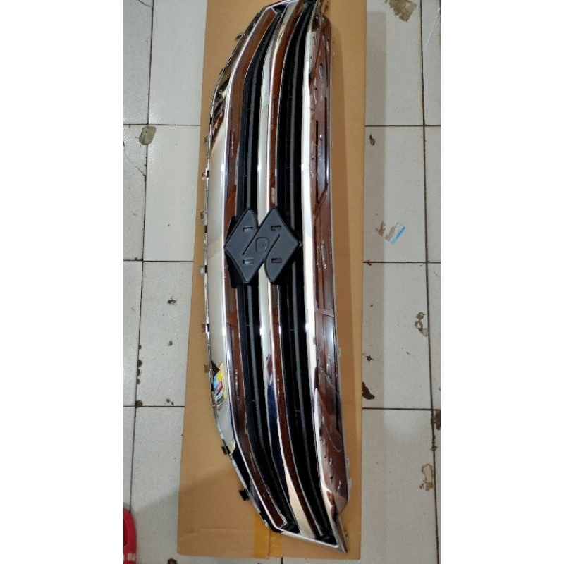grill rambang bemper depan ertiga tipe 3 GL dan GX original sgp deler
