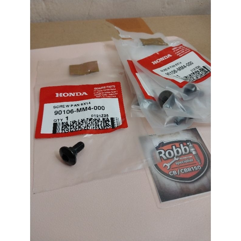 90106-MM4-000 Screw Pan 6x14 Baut Sayap Samping CB150R Old Original
