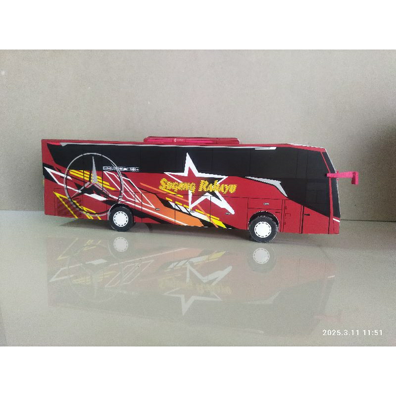 Miniatur Bus Sugeng Rahayu JB5 Merah