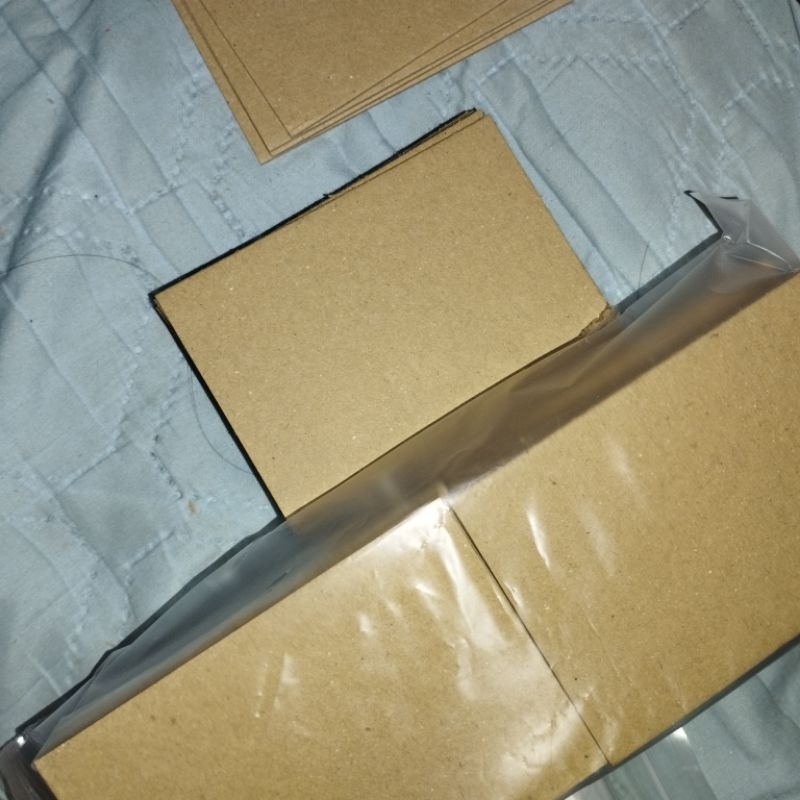 

Yellow board pelindung photocard [BACA DESKRIPSI]