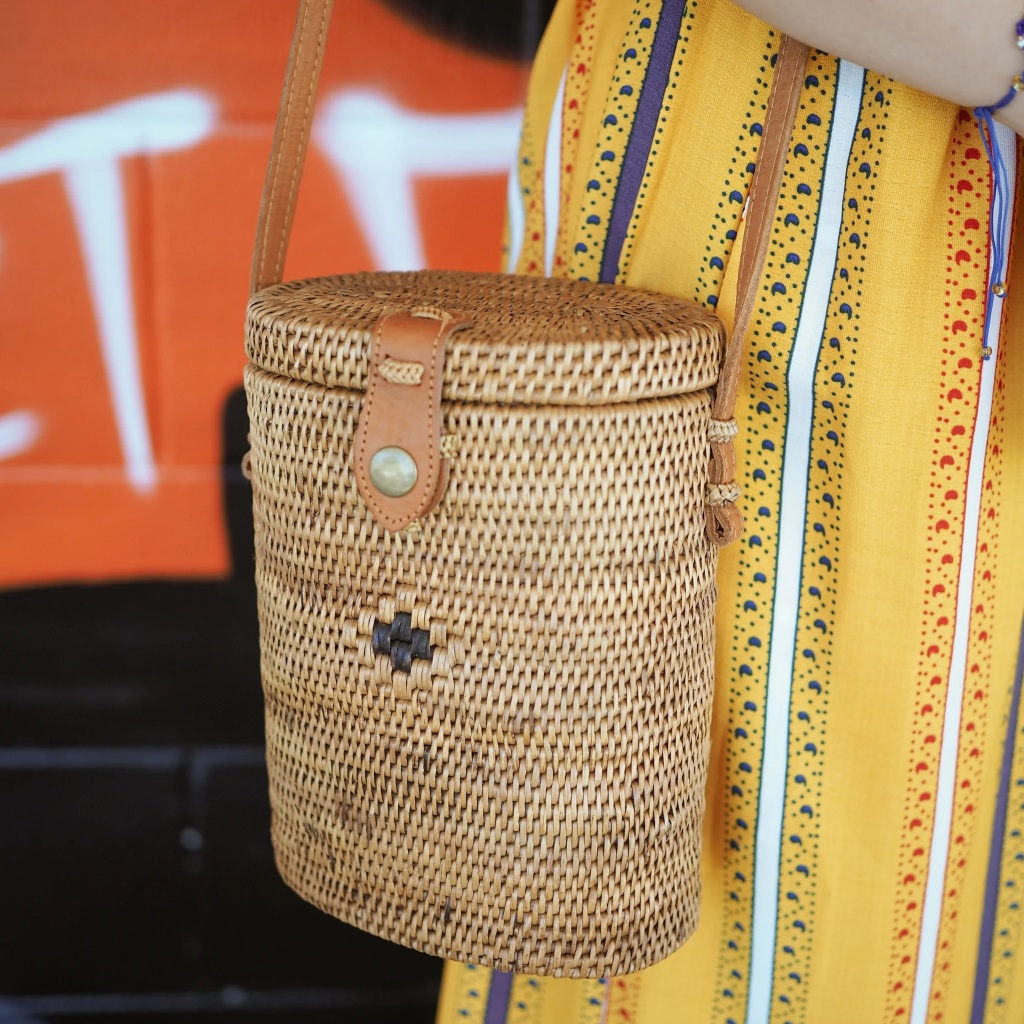 Sentut Tas rotan atte wadah genta mangku selempang slempang oval panjang wanita kado hadiah souvenir