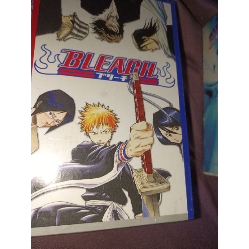Box Set Bleach 19 sampai 24, ada pula Box set Eyeshield 21 no 1 sampai 10 dan Box Eyeshield 11 sampa