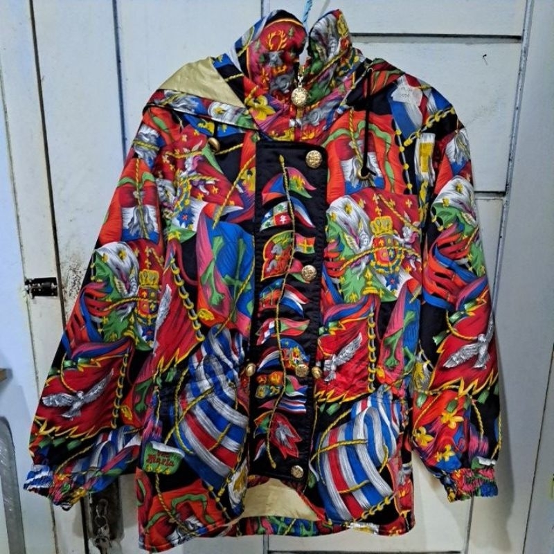 Kensho Abe Motif Bendera Eropa Mewah