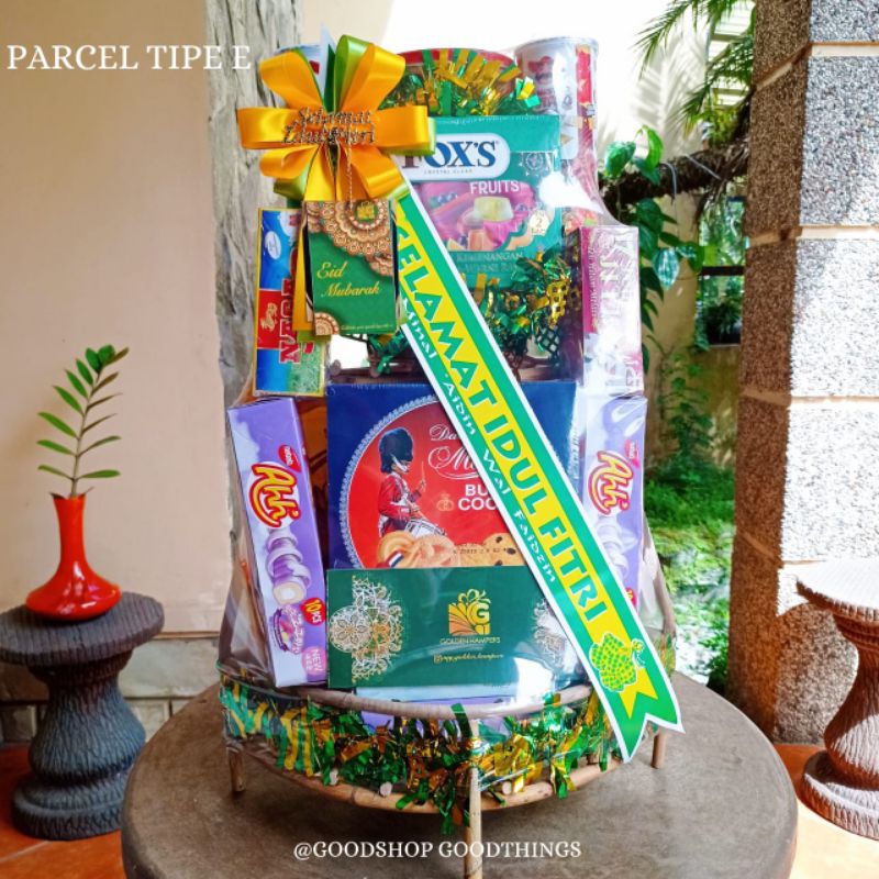 

Hampers Lebaran / Parcel Ramadhan / Parcel Lebaran / Parcel Idul Fitri / Hampers Idul Fitri / Parcel Lebaran Malang