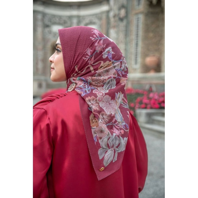 Jilbab BUTTONSCARVES