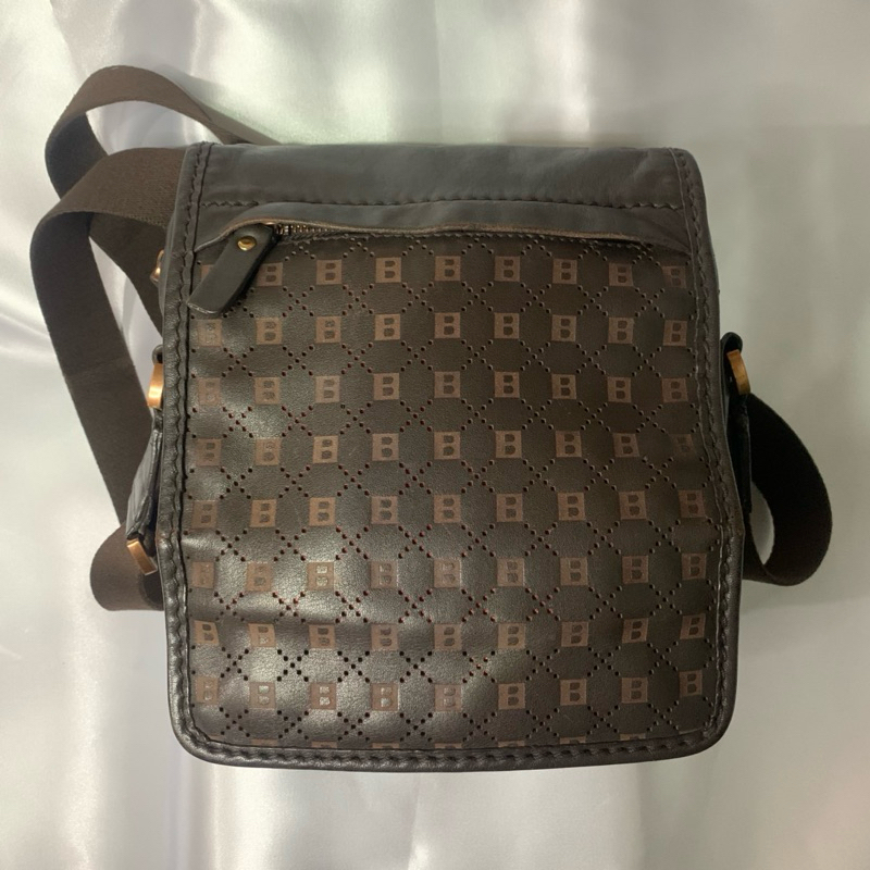 Sling Bag Bally Vintage with Flap Motif