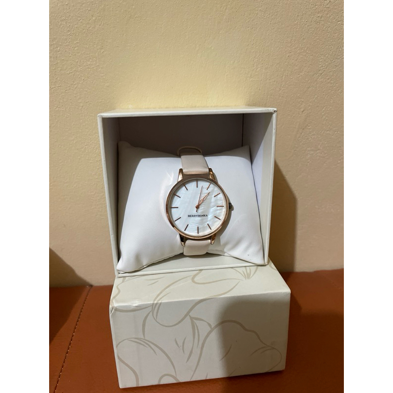 jam tangan berrybenka