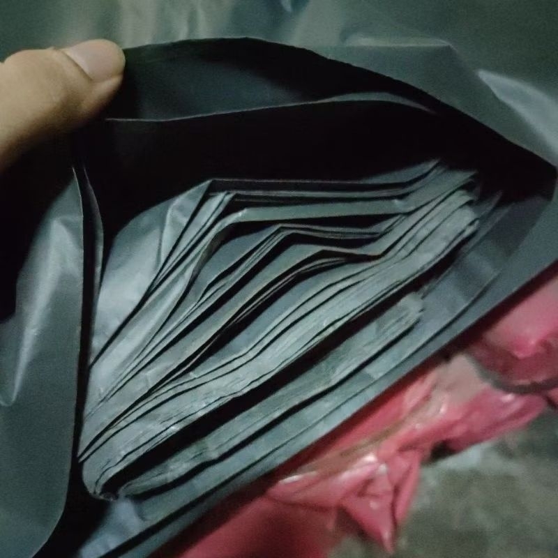 plastik cor hitam meteran