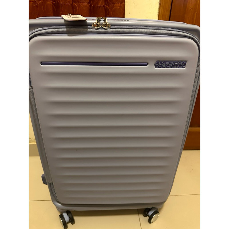 koper american tourister