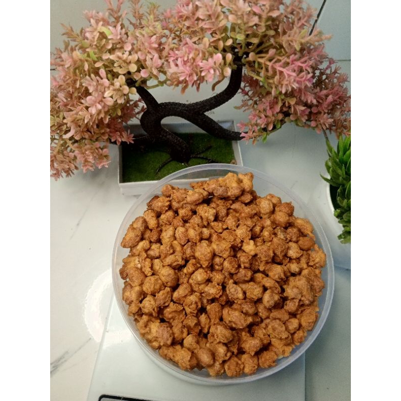 

kacang kribo pedas manis daun jeruk