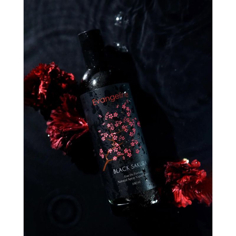 EVANGELINE BLACK SAKURA