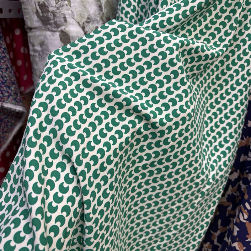 Kain Katun Silky Premium - katun Silky Motif Premium - kain silky premium motif bunga - kain katun m