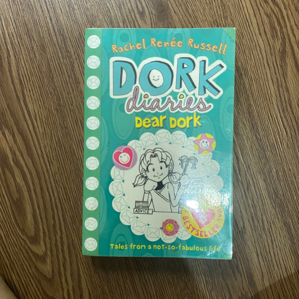 BUKU DORK DIARIES