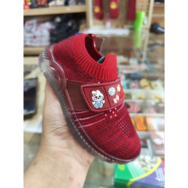 Sepatu anak cewek lola bunny merah