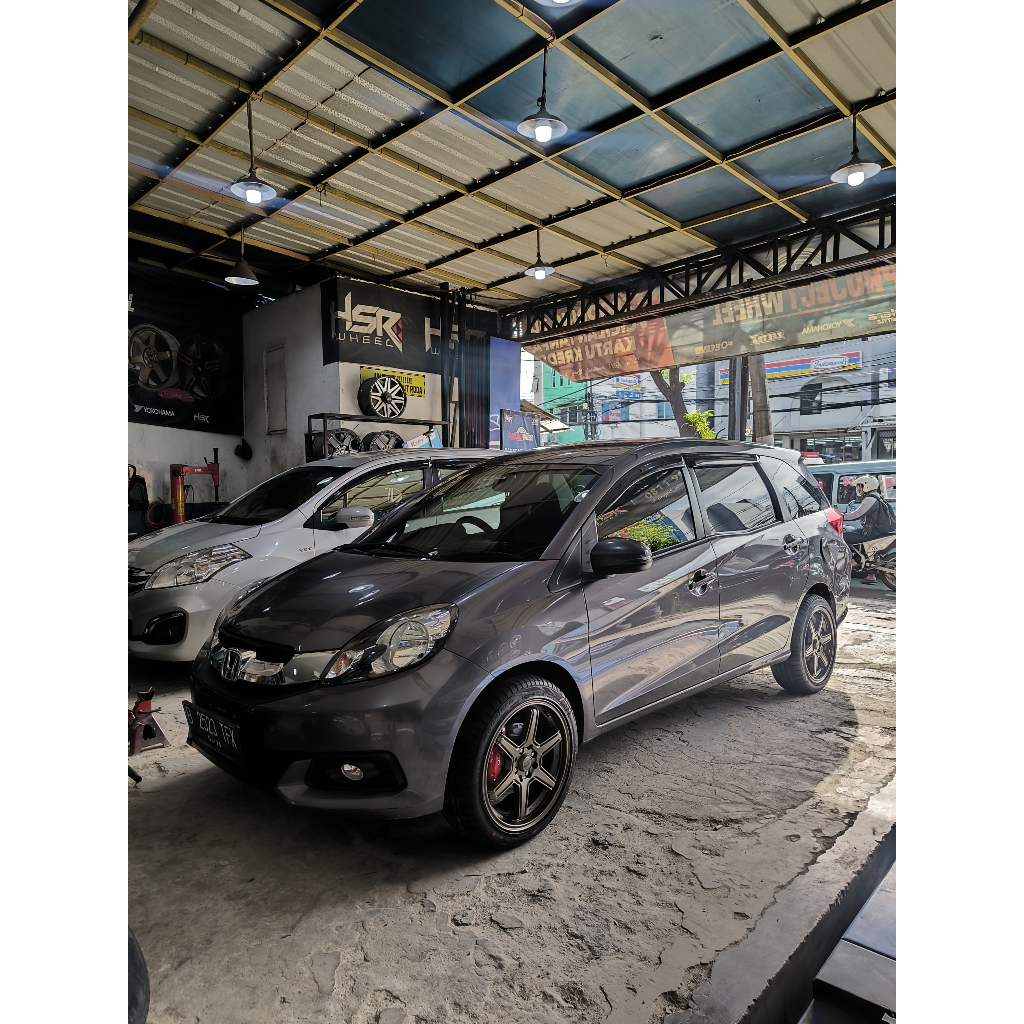 paket velg plus ban accelera 205 50 r17 untuk honda mobilio use velg hsr minas ring 17
