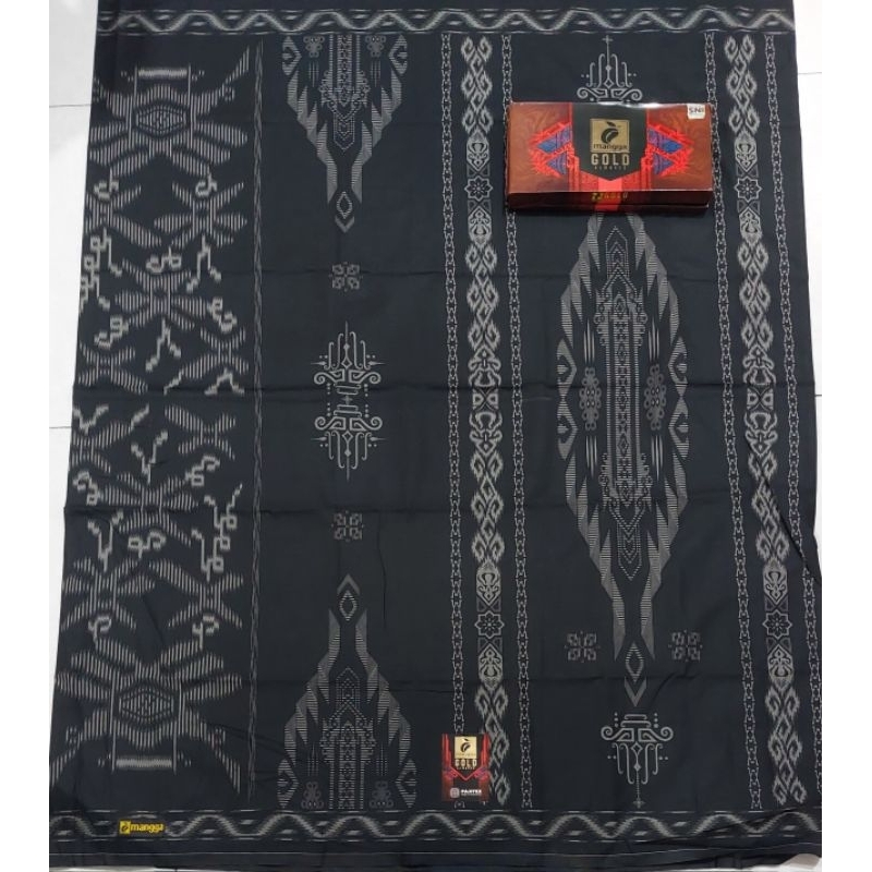 sarung mangga kembang hitam