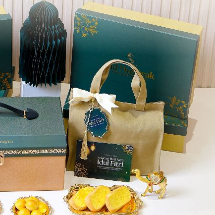 

Fatimah - Hampers Lebaran| Hampers Ramadhan | Parcel Lebaran