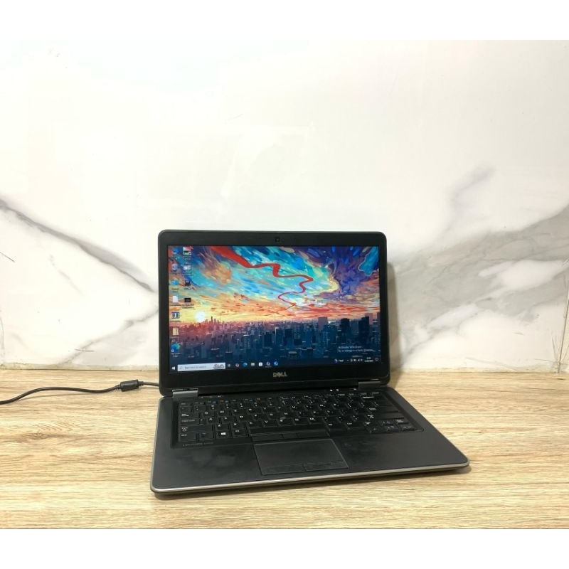 DELL LATITUDE E7440 core i5 gen4