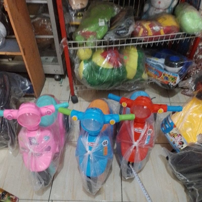 Mainan Anak Motor Duduk SHP Mini Bike 691/ motor scoopy / motor vespa