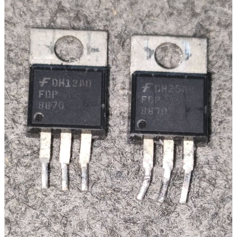 MOSFET FDP8870 (156A 30V)