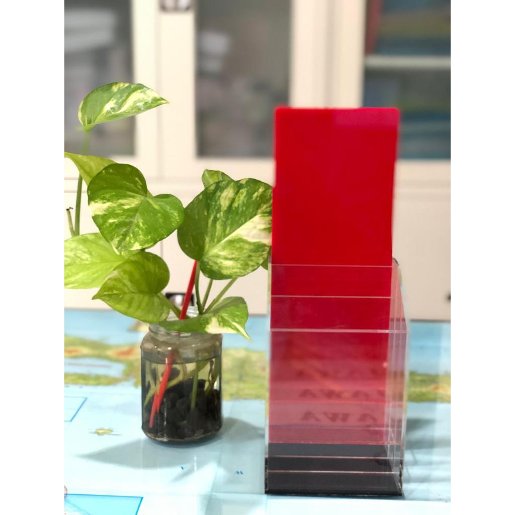 

TEMPAT BROSUR AKRILIK/ DISPLAY ACRYLIC/ RAK BROSUR/ 3 SUSUN/ RAK AKRILIK