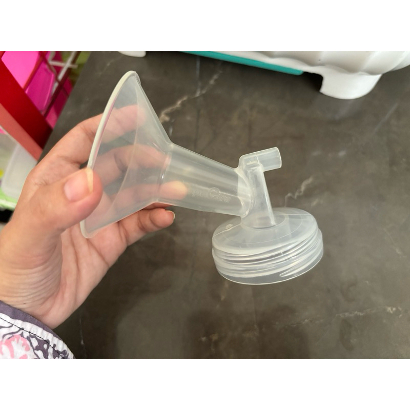 Corong spectra 28 mm PRELOVED like new