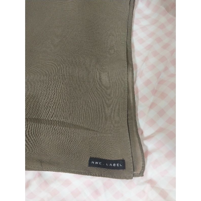NWE LABEL PLAIN HIJAB ARMY (preloved)