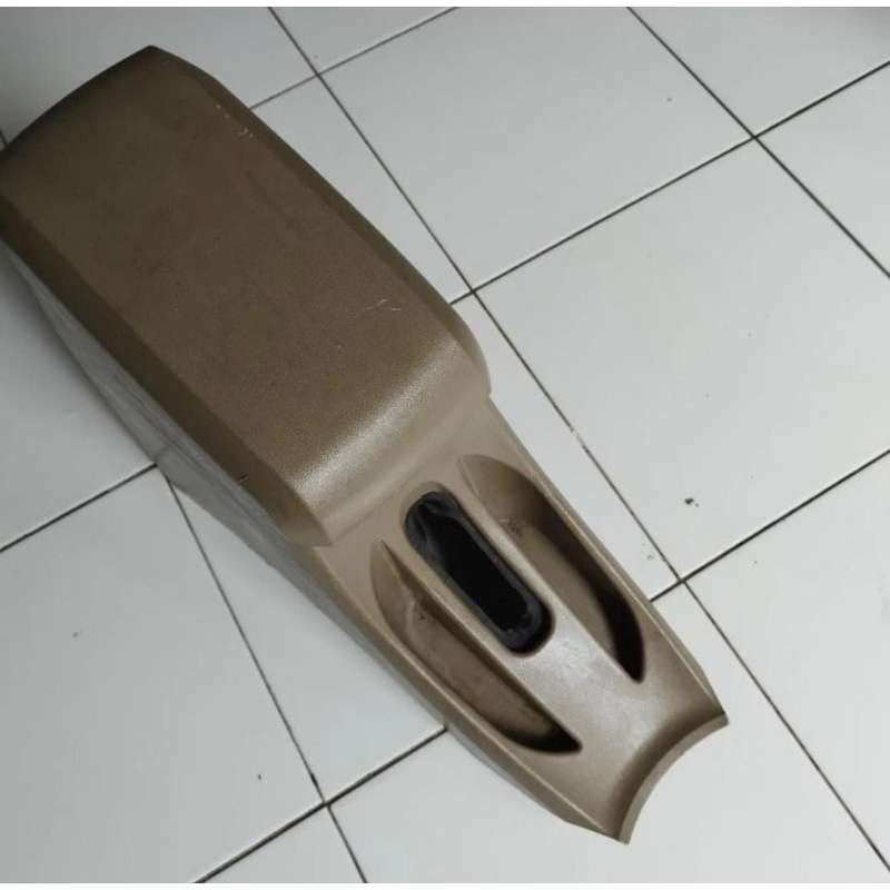 KONSOL BOX TOYOTA AVANZA XENIA