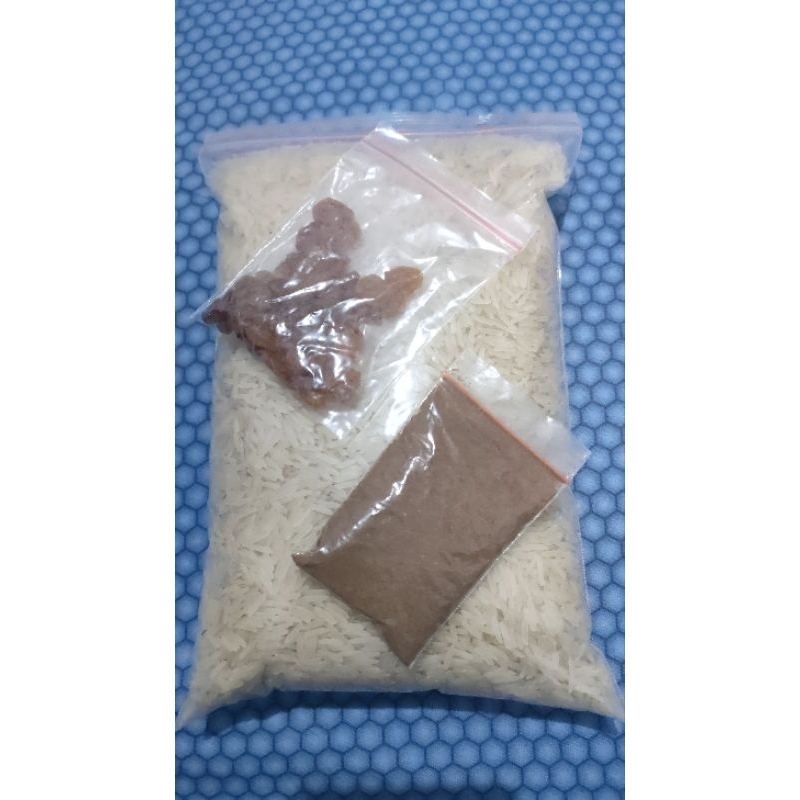 

paket beras basmati 500gr dengan bumbu dan kismis