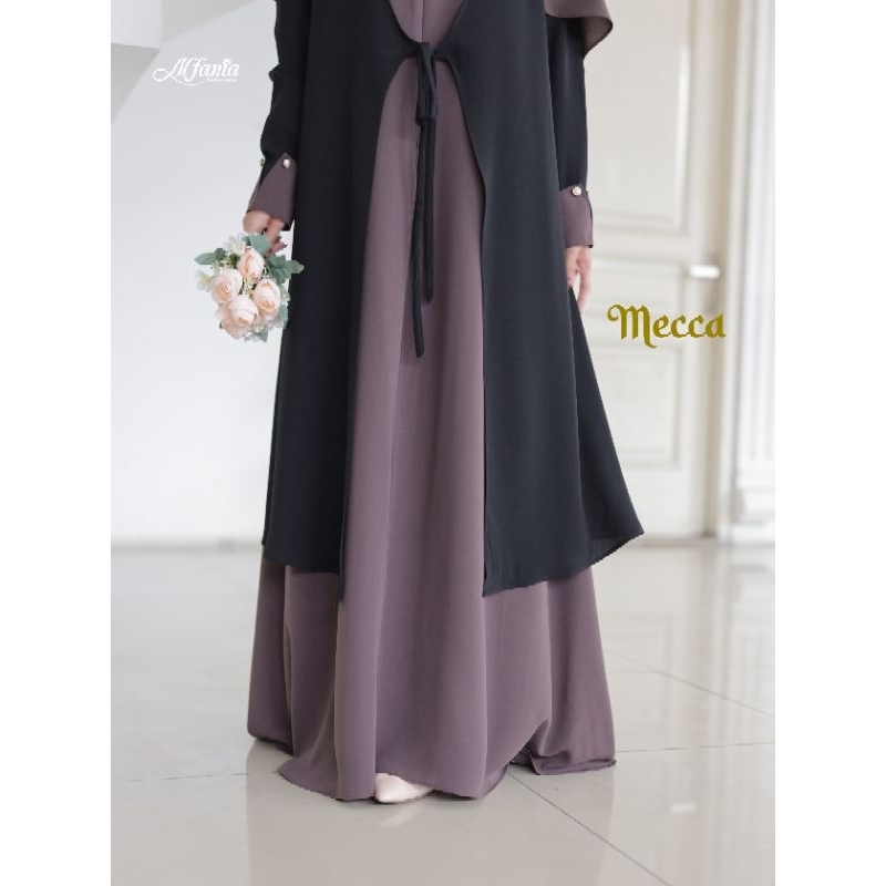 Mecca Abaya