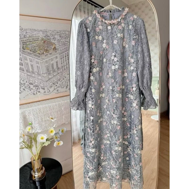 Bloom dress by HaideeOrlin